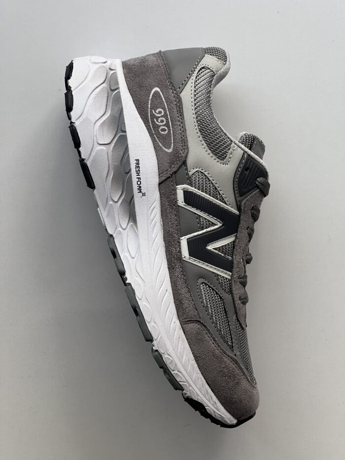 نیوبالانس ۹۹۰ New Balance 990