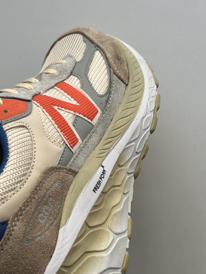 نیوبالانس ۹۹۰ New Balance 990